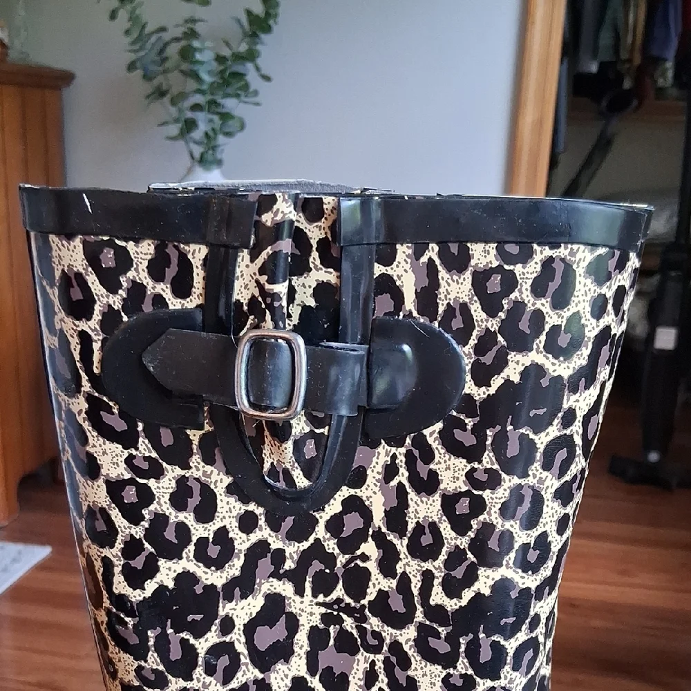 Nomad Black and Tan Leopard Women's Rain Boots - Picture 2 of 5